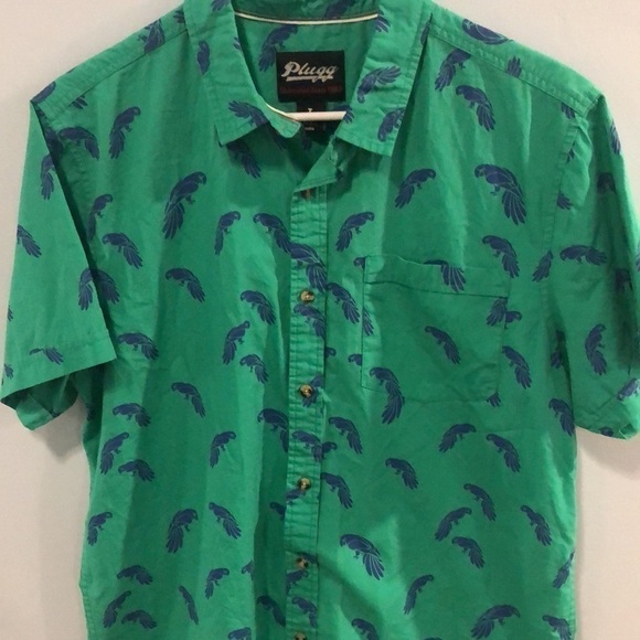 Plugg size large button down shirt green with parrot graphics - Picture 11 of 12